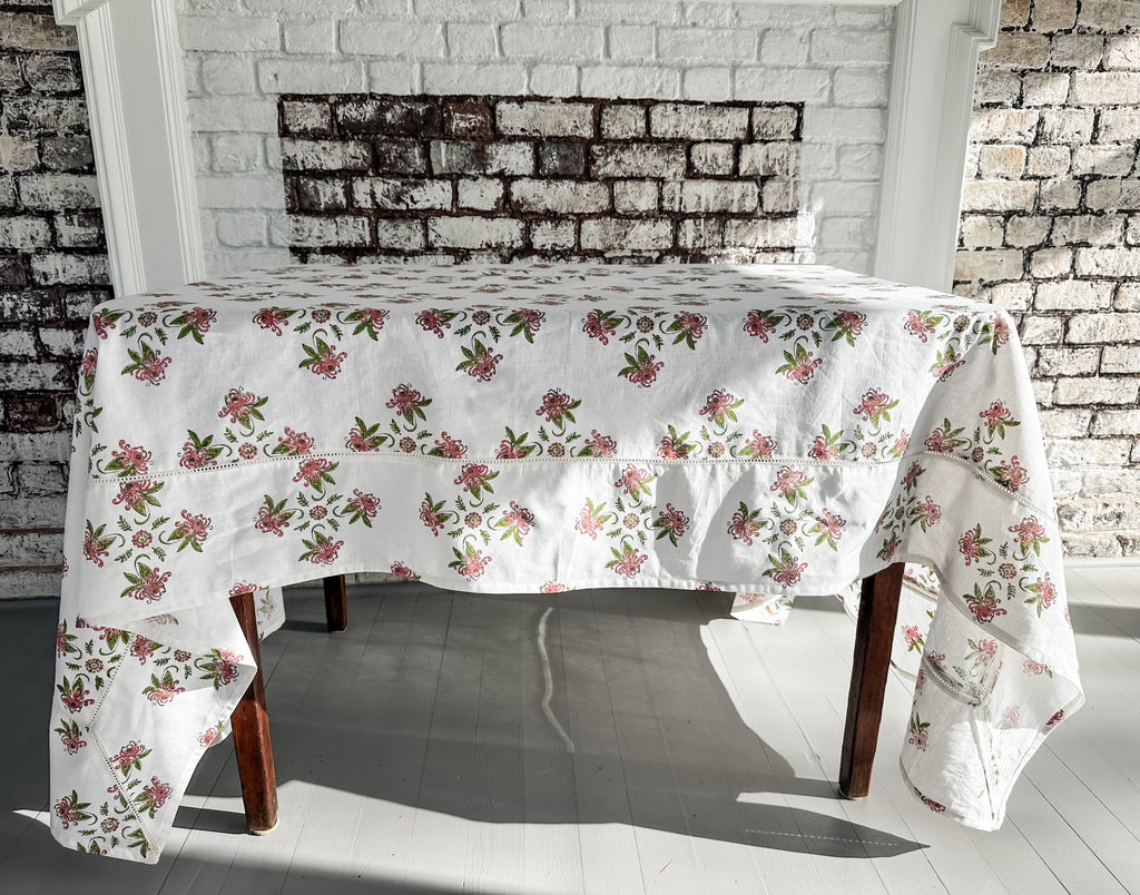 Garden Pink and Green Tablecloth - Cotton | Linen Blend