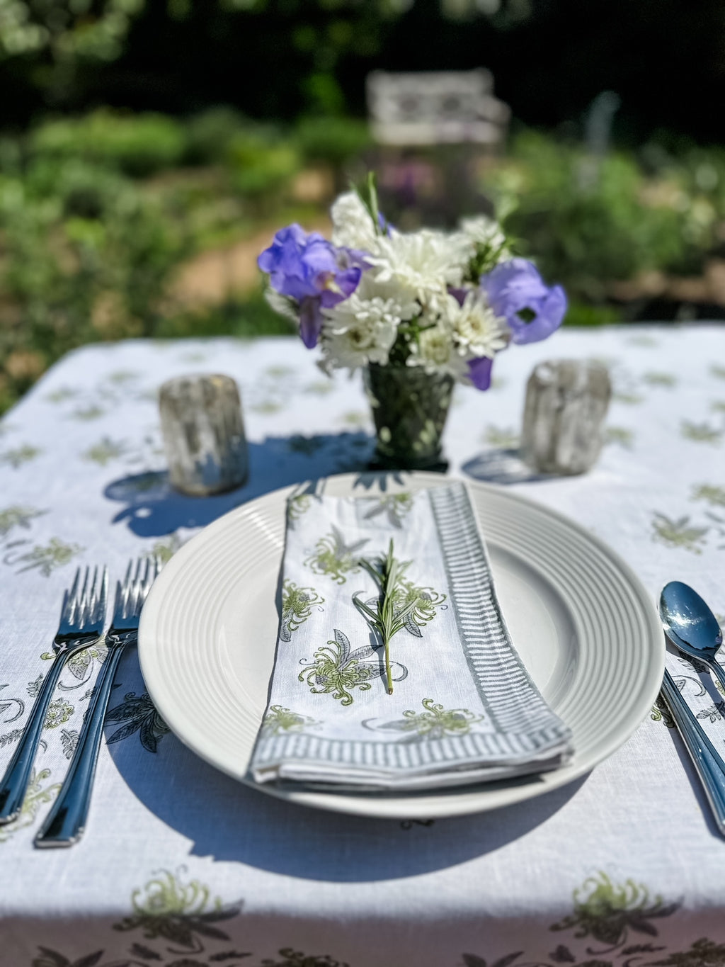 Garden Green and Gray Tablecloth - Cotton | Linen Blend