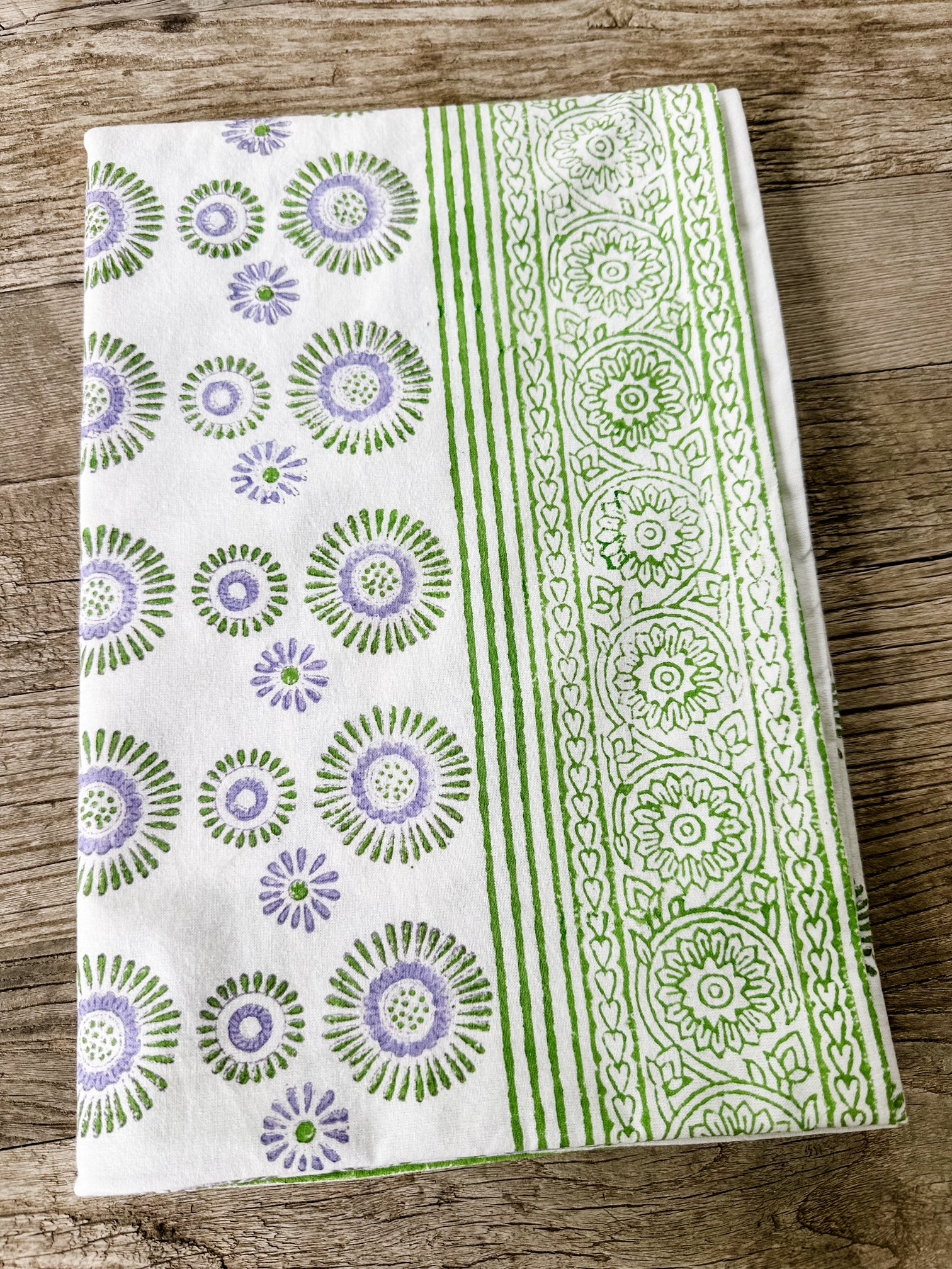 Aster Tablecloth - Lavender and Green