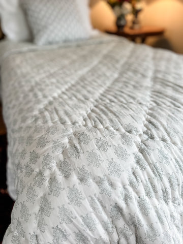 Reversible Quilt - August Tern Gray and Lattice