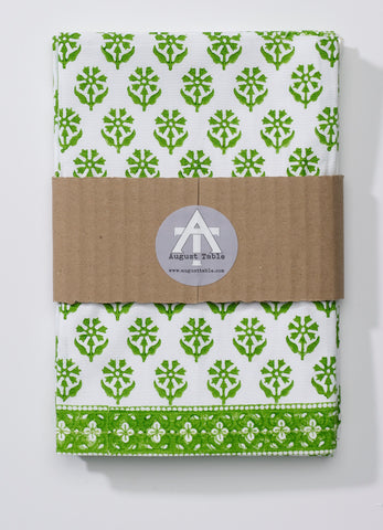 Sequoia Tablecloth in Linnet Green