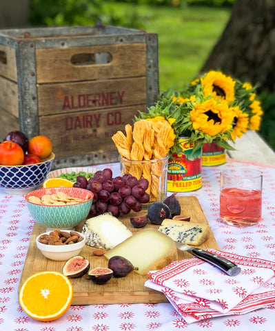 Here Comes the Sun Tablecloth in Cardinal Red