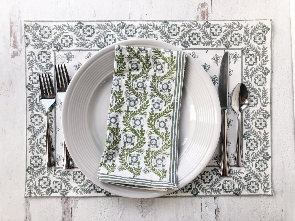 Villa Vaux - Petit Gray Placemats - set of 4