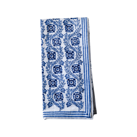 Villa Vaux Grand Tablecloth - Blue and White